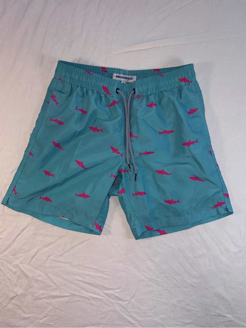 Maamgic Men's Lined 5.5 inch inseam Swim Trunks - Teal and Pink Shark Graphic S
